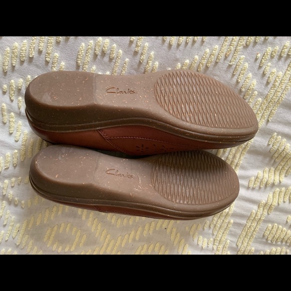 clarks shoes air cushion